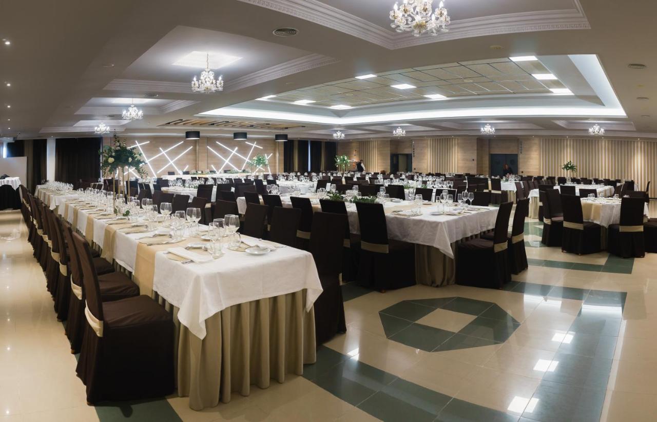 Hospedium Hotel Triana Miajadas Екстер'єр фото