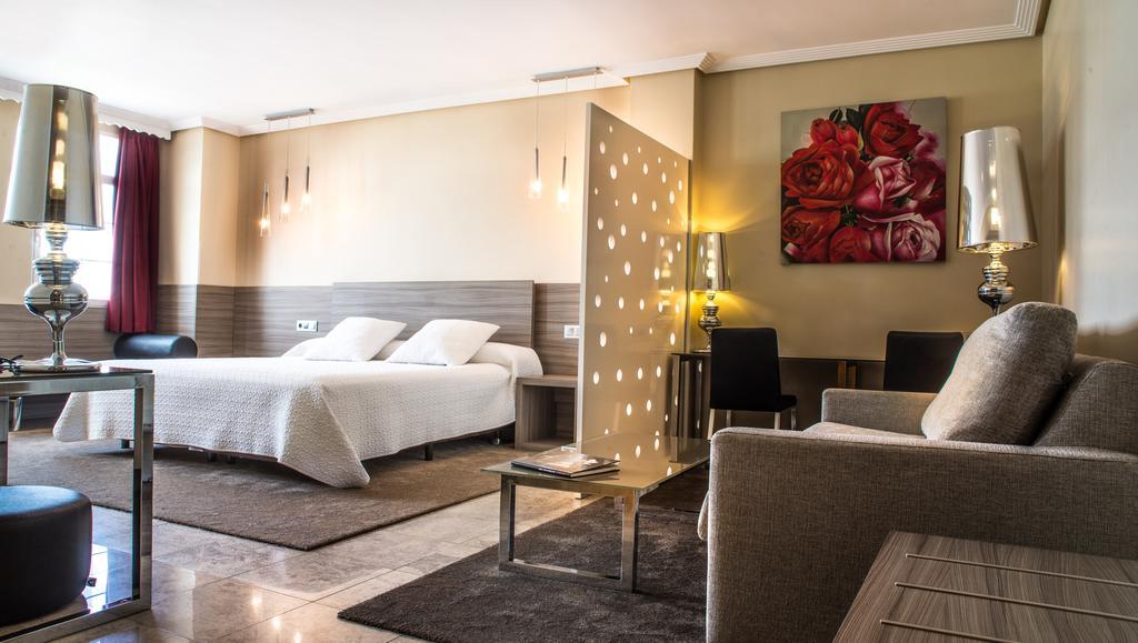 Hospedium Hotel Triana Miajadas Номер фото